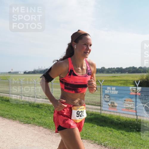 08.09.2024 - Airport Race Miley Keyser http://msf.ph/oto/7049128 08.09.2024 12:11:48 Laufen 921 meine-sportfotos.de