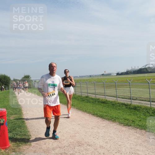 08.09.2024 - Airport Race Miley Keyser http://msf.ph/oto/7049208 08.09.2024 12:12:18 Laufen 200, 1144, 999 meine-sportfotos.de