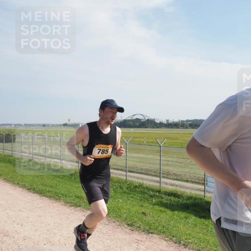 08.09.2024 - Airport Race Miley Keyser http://msf.ph/oto/7050108 08.09.2024 12:17:55 Laufen 308, 785 meine-sportfotos.de