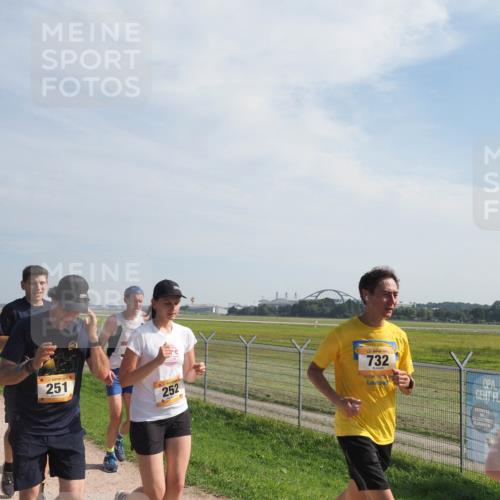 08.09.2024 - Airport Race Miley Keyser http://msf.ph/oto/7050155 08.09.2024 12:18:08 Laufen 1011, 1302, 251, 252, 732 meine-sportfotos.de