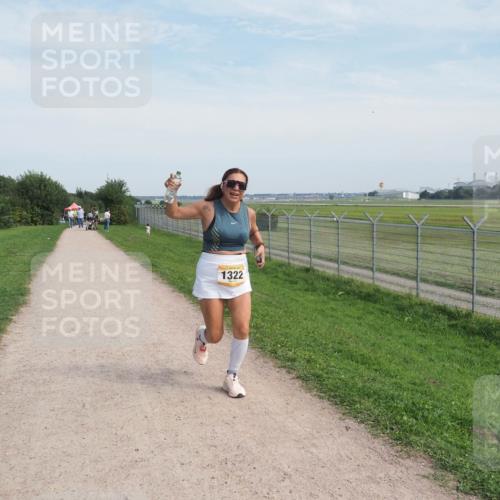 08.09.2024 - Airport Race Miley Keyser http://msf.ph/oto/7054903 08.09.2024 13:06:08 Laufen 1322 meine-sportfotos.de