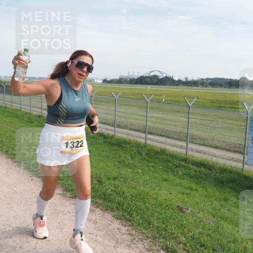 08.09.2024 - Airport Race Miley Keyser http://msf.ph/oto/7054910 08.09.2024 13:06:09 Laufen 70, 1322 meine-sportfotos.de