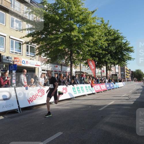 15.09.2024 - PSD Bank Halbmarathon Miley Keyser http://msf.ph/oto/7056598 15.09.2024 10:24:19 Ziel 117 meine-sportfotos.de