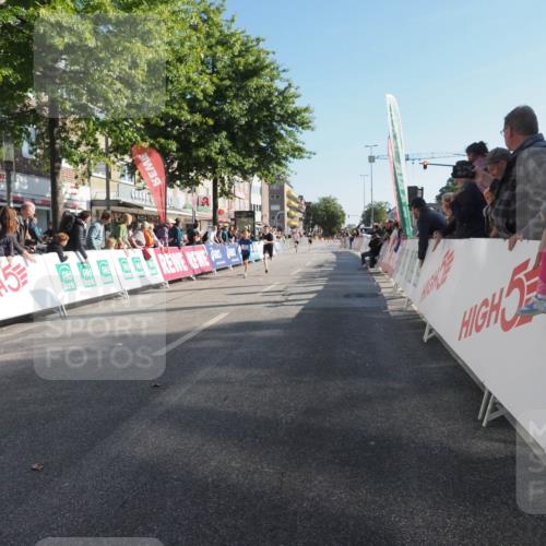 15.09.2024 - PSD Bank Halbmarathon Miley Keyser http://msf.ph/oto/7056642 15.09.2024 10:24:55 Ziel 61, 119, 131, 211 meine-sportfotos.de