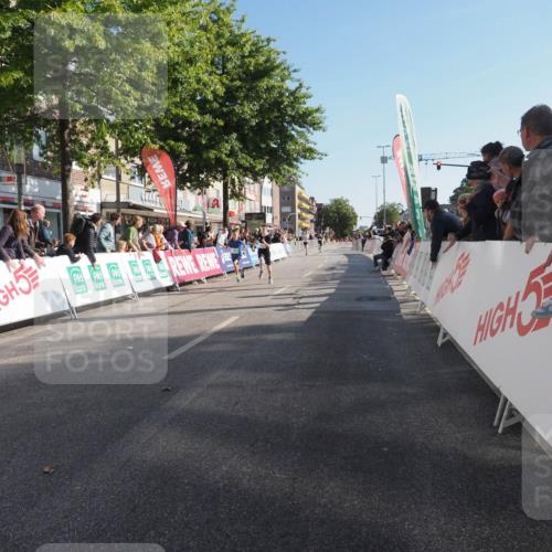 15.09.2024 - PSD Bank Halbmarathon Miley Keyser http://msf.ph/oto/7056655 15.09.2024 10:24:55 Ziel 61, 119, 131, 211 meine-sportfotos.de