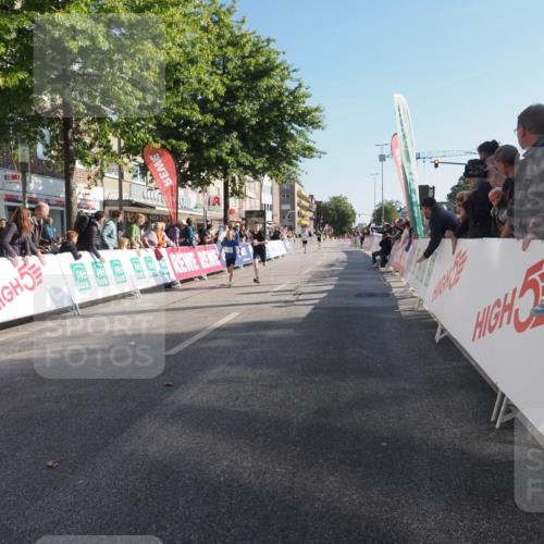15.09.2024 - PSD Bank Halbmarathon Miley Keyser http://msf.ph/oto/7056658 15.09.2024 10:24:55 Ziel 61, 119, 131, 211 meine-sportfotos.de