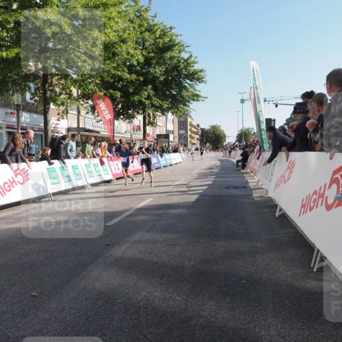 15.09.2024 - PSD Bank Halbmarathon Miley Keyser http://msf.ph/oto/7056674 15.09.2024 10:24:56 Ziel 61, 119, 131, 211 meine-sportfotos.de