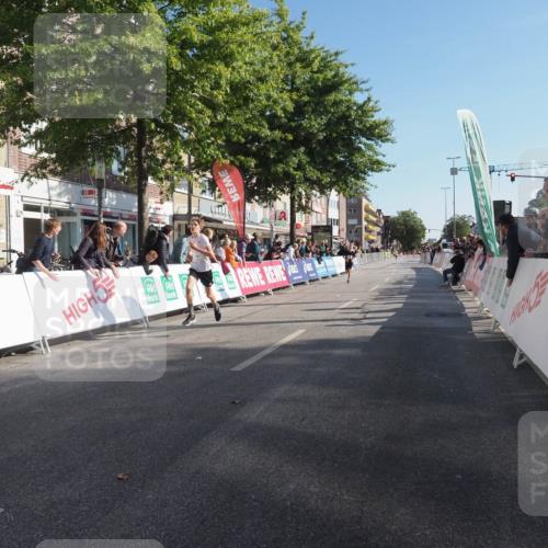 15.09.2024 - PSD Bank Halbmarathon Miley Keyser http://msf.ph/oto/7056709 15.09.2024 10:25:01 Ziel 61, 102, 119, 131, 165, 177, 211 meine-sportfotos.de