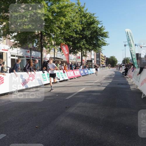 15.09.2024 - PSD Bank Halbmarathon Miley Keyser http://msf.ph/oto/7056713 15.09.2024 10:25:01 Ziel 61, 102, 119, 131, 165, 177, 211 meine-sportfotos.de