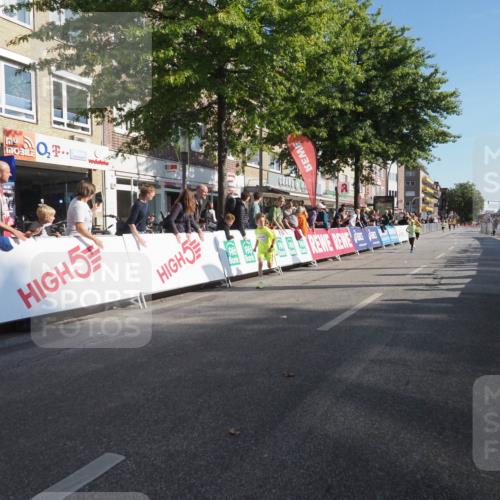 15.09.2024 - PSD Bank Halbmarathon Miley Keyser http://msf.ph/oto/7056817 15.09.2024 10:25:12 Ziel 7, 19, 102, 119, 165, 177 meine-sportfotos.de