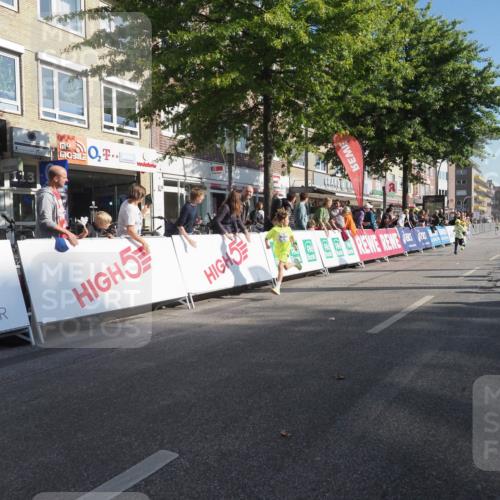 15.09.2024 - PSD Bank Halbmarathon Miley Keyser http://msf.ph/oto/7056826 15.09.2024 10:25:13 Ziel 7, 19, 102, 119, 165, 177 meine-sportfotos.de