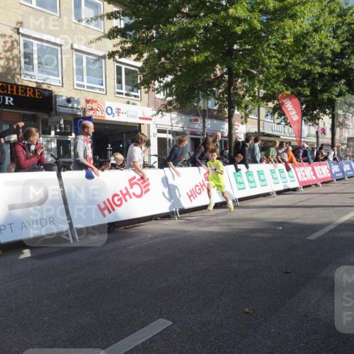 15.09.2024 - PSD Bank Halbmarathon Miley Keyser http://msf.ph/oto/7056833 15.09.2024 10:25:13 Ziel 7, 19, 102, 119, 165, 177 meine-sportfotos.de
