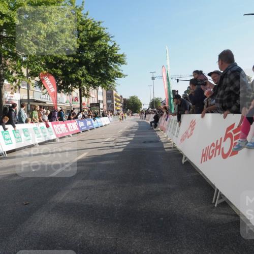 15.09.2024 - PSD Bank Halbmarathon Miley Keyser http://msf.ph/oto/7056898 15.09.2024 10:25:17 Ziel 7, 19, 66, 102, 165, 177 meine-sportfotos.de