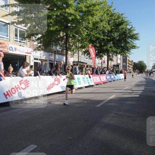 15.09.2024 - PSD Bank Halbmarathon Miley Keyser http://msf.ph/oto/7056929 15.09.2024 10:25:22 Ziel 7, 19, 66, 102, 110, 177, 257 meine-sportfotos.de