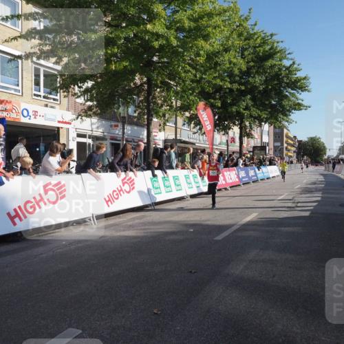 15.09.2024 - PSD Bank Halbmarathon Miley Keyser http://msf.ph/oto/7056949 15.09.2024 10:25:25 Ziel 7, 19, 36, 66, 110, 257 meine-sportfotos.de