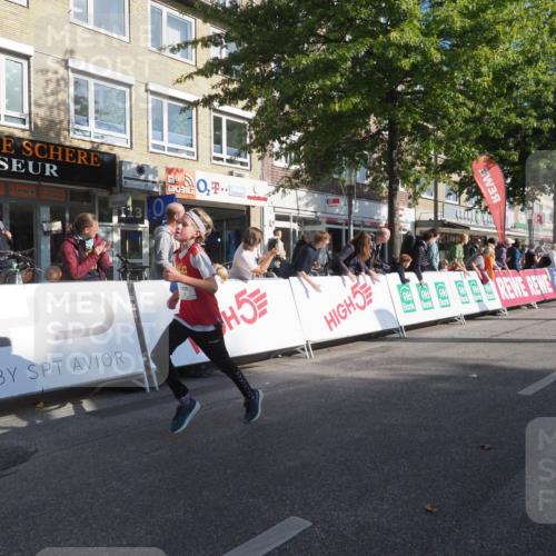 15.09.2024 - PSD Bank Halbmarathon Miley Keyser http://msf.ph/oto/7056976 15.09.2024 10:25:26 Ziel 7, 19, 36, 66, 110, 257 meine-sportfotos.de