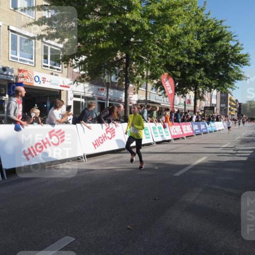 15.09.2024 - PSD Bank Halbmarathon Miley Keyser http://msf.ph/oto/7057003 15.09.2024 10:25:29 Ziel 7, 19, 36, 66, 110, 221, 238, 257 meine-sportfotos.de