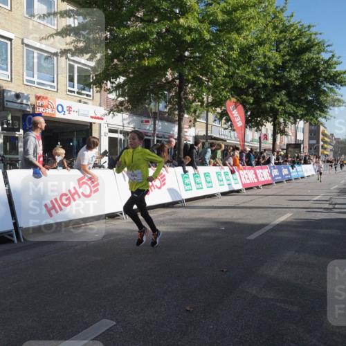 15.09.2024 - PSD Bank Halbmarathon Miley Keyser http://msf.ph/oto/7057014 15.09.2024 10:25:29 Ziel 7, 19, 36, 66, 110, 221, 238, 257 meine-sportfotos.de