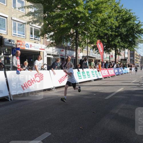 15.09.2024 - PSD Bank Halbmarathon Miley Keyser http://msf.ph/oto/7057056 15.09.2024 10:25:33 Ziel 36, 66, 110, 221, 238, 257, 300 meine-sportfotos.de