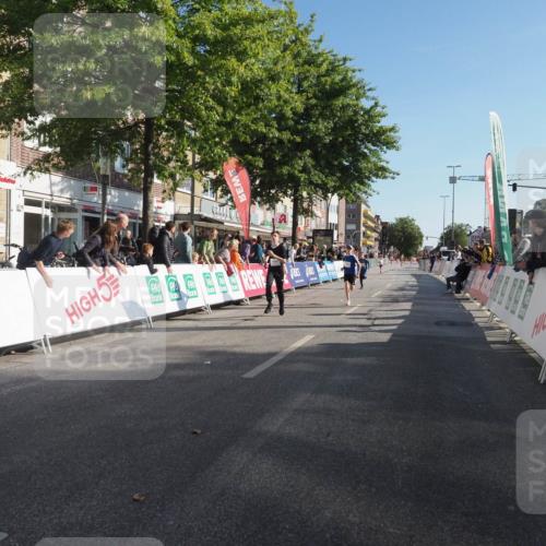 15.09.2024 - PSD Bank Halbmarathon Miley Keyser http://msf.ph/oto/7057110 15.09.2024 10:25:42 Ziel 36, 54, 221, 238, 248, 257, 298, 300 meine-sportfotos.de