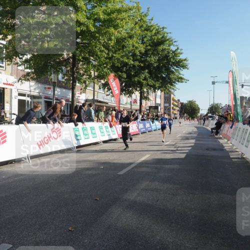 15.09.2024 - PSD Bank Halbmarathon Miley Keyser http://msf.ph/oto/7057117 15.09.2024 10:25:42 Ziel 36, 54, 221, 238, 248, 257, 298, 300 meine-sportfotos.de