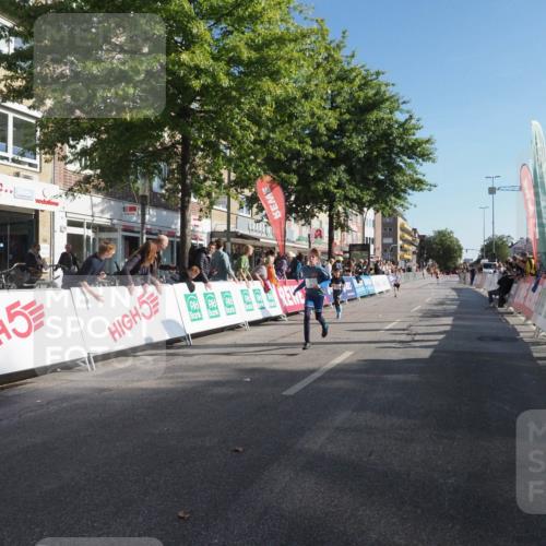 15.09.2024 - PSD Bank Halbmarathon Miley Keyser http://msf.ph/oto/7057173 15.09.2024 10:25:45 Ziel 36, 54, 98, 221, 238, 248, 298, 300 meine-sportfotos.de