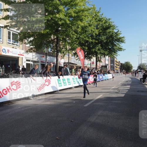 15.09.2024 - PSD Bank Halbmarathon Miley Keyser http://msf.ph/oto/7057177 15.09.2024 10:25:45 Ziel 36, 54, 98, 221, 238, 248, 298, 300 meine-sportfotos.de