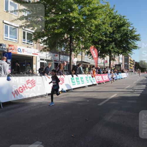 15.09.2024 - PSD Bank Halbmarathon Miley Keyser http://msf.ph/oto/7057200 15.09.2024 10:25:47 Ziel 54, 98, 221, 238, 248, 298, 300 meine-sportfotos.de