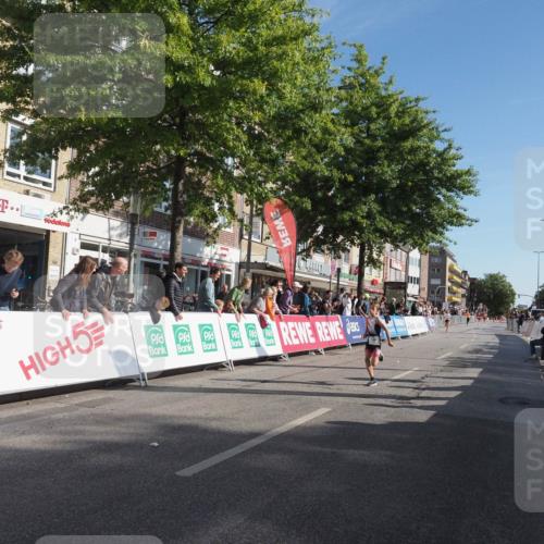 15.09.2024 - PSD Bank Halbmarathon Miley Keyser http://msf.ph/oto/7057224 15.09.2024 10:25:52 Ziel 20, 54, 98, 240, 248, 298, 300 meine-sportfotos.de