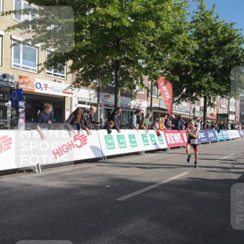15.09.2024 - PSD Bank Halbmarathon Miley Keyser http://msf.ph/oto/7057236 15.09.2024 10:25:52 Ziel 20, 54, 98, 240, 248, 298, 300 meine-sportfotos.de