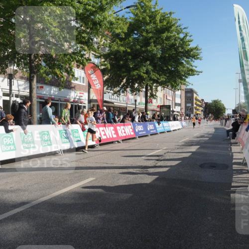 15.09.2024 - PSD Bank Halbmarathon Miley Keyser http://msf.ph/oto/7057263 15.09.2024 10:25:58 Ziel 20, 54, 98, 240 meine-sportfotos.de