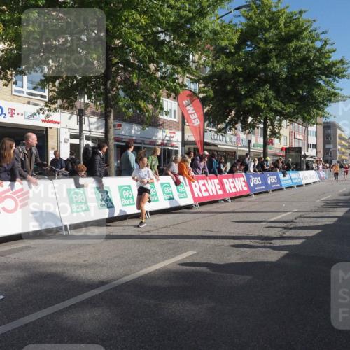 15.09.2024 - PSD Bank Halbmarathon Miley Keyser http://msf.ph/oto/7057267 15.09.2024 10:25:59 Ziel 20, 54, 98, 240 meine-sportfotos.de