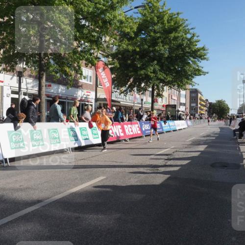 15.09.2024 - PSD Bank Halbmarathon Miley Keyser http://msf.ph/oto/7057283 15.09.2024 10:26:04 Ziel 20, 98, 144, 181, 240, 242 meine-sportfotos.de