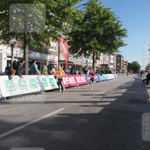 15.09.2024 - PSD Bank Halbmarathon Miley Keyser http://msf.ph/oto/7057288 15.09.2024 10:26:04 Ziel 20, 98, 144, 181, 240, 242 meine-sportfotos.de
