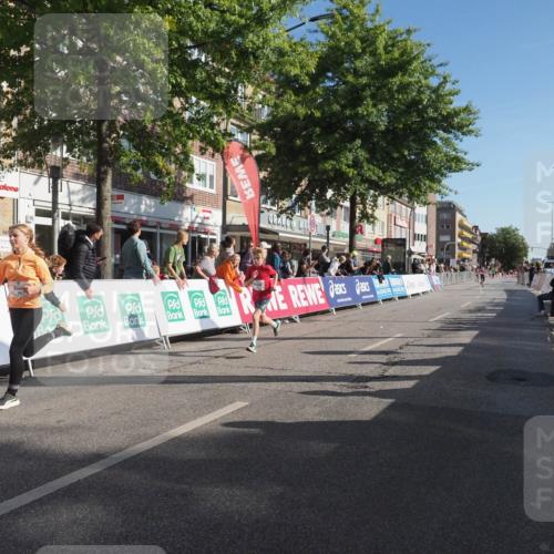 15.09.2024 - PSD Bank Halbmarathon Miley Keyser http://msf.ph/oto/7057301 15.09.2024 10:26:05 Ziel 20, 98, 144, 181, 240, 242, 295 meine-sportfotos.de