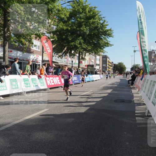 15.09.2024 - PSD Bank Halbmarathon Miley Keyser http://msf.ph/oto/7057333 15.09.2024 10:26:15 Ziel 9, 86, 88, 116, 118, 144, 181, 188, 200, 216, 242, 295 meine-sportfotos.de