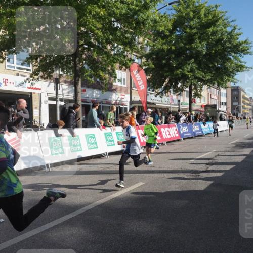 15.09.2024 - PSD Bank Halbmarathon Miley Keyser http://msf.ph/oto/7057425 15.09.2024 10:26:21 Ziel 9, 86, 88, 116, 118, 143, 144, 181, 188, 200, 216, 242, 251, 295 meine-sportfotos.de