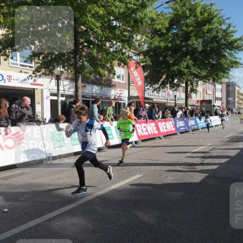 15.09.2024 - PSD Bank Halbmarathon Miley Keyser http://msf.ph/oto/7057433 15.09.2024 10:26:21 Ziel 9, 86, 88, 116, 118, 143, 144, 181, 188, 200, 216, 242, 251, 295 meine-sportfotos.de