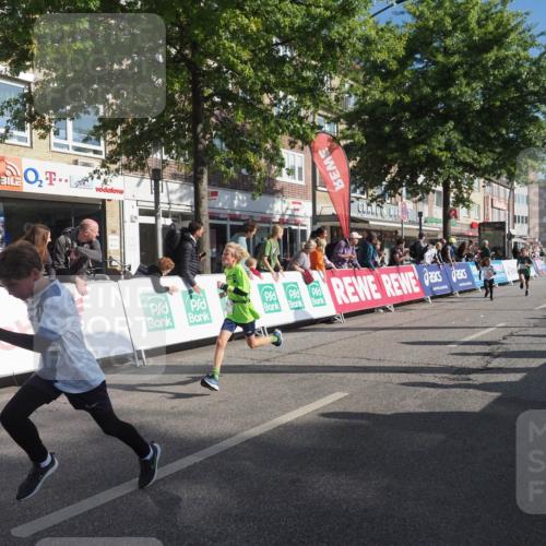 15.09.2024 - PSD Bank Halbmarathon Miley Keyser http://msf.ph/oto/7057440 15.09.2024 10:26:22 Ziel 9, 86, 88, 116, 118, 143, 144, 181, 188, 200, 216, 242, 251, 295 meine-sportfotos.de