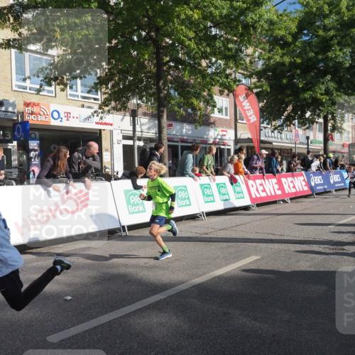 15.09.2024 - PSD Bank Halbmarathon Miley Keyser http://msf.ph/oto/7057445 15.09.2024 10:26:22 Ziel 9, 86, 88, 116, 118, 143, 144, 181, 188, 200, 216, 242, 251, 295 meine-sportfotos.de