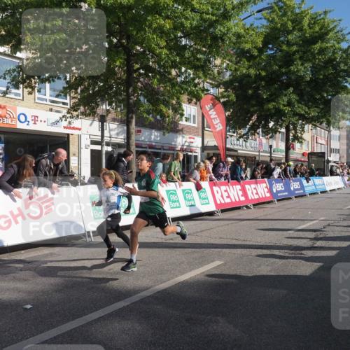 15.09.2024 - PSD Bank Halbmarathon Miley Keyser http://msf.ph/oto/7057470 15.09.2024 10:26:24 Ziel 9, 86, 88, 116, 118, 143, 144, 181, 188, 200, 216, 251, 295 meine-sportfotos.de