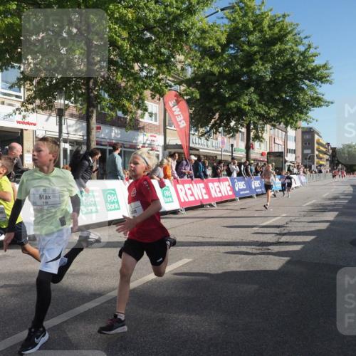 15.09.2024 - PSD Bank Halbmarathon Miley Keyser http://msf.ph/oto/7057514 15.09.2024 10:26:28 Ziel 9, 86, 88, 116, 118, 134, 143, 173, 188, 200, 209, 216, 229, 251, 307 meine-sportfotos.de
