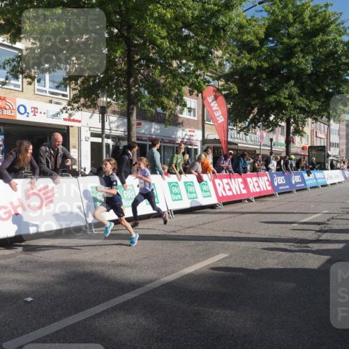 15.09.2024 - PSD Bank Halbmarathon Miley Keyser http://msf.ph/oto/7057554 15.09.2024 10:26:31 Ziel 86, 116, 118, 134, 143, 173, 188, 200, 209, 212, 216, 229, 237, 251, 307 meine-sportfotos.de