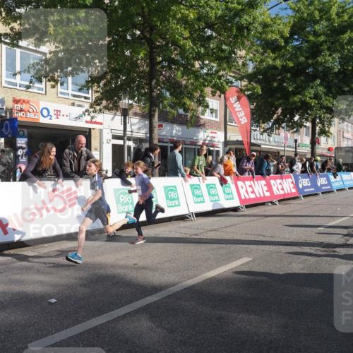 15.09.2024 - PSD Bank Halbmarathon Miley Keyser http://msf.ph/oto/7057558 15.09.2024 10:26:31 Ziel 86, 116, 118, 134, 143, 173, 188, 200, 209, 212, 216, 229, 237, 251, 307 meine-sportfotos.de