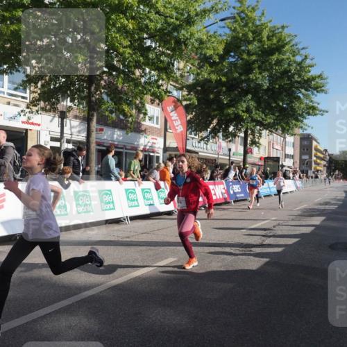 15.09.2024 - PSD Bank Halbmarathon Miley Keyser http://msf.ph/oto/7057603 15.09.2024 10:26:41 Ziel 134, 173, 196, 209, 212, 215, 229, 237, 284, 307 meine-sportfotos.de