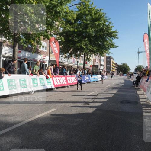 15.09.2024 - PSD Bank Halbmarathon Miley Keyser http://msf.ph/oto/7057663 15.09.2024 10:26:51 Ziel 42, 69, 196, 212, 215, 237, 284 meine-sportfotos.de