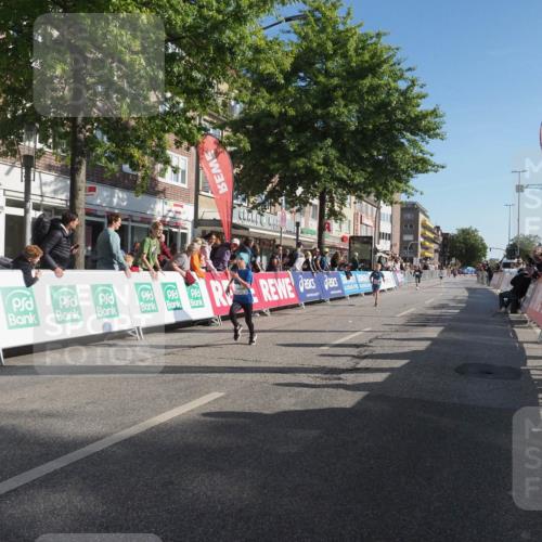 15.09.2024 - PSD Bank Halbmarathon Miley Keyser http://msf.ph/oto/7057671 15.09.2024 10:26:51 Ziel 42, 69, 196, 212, 215, 237, 284 meine-sportfotos.de