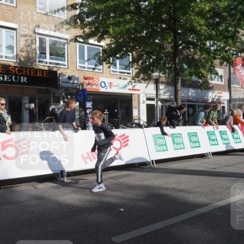 15.09.2024 - PSD Bank Halbmarathon Miley Keyser http://msf.ph/oto/7057744 15.09.2024 10:26:58 Ziel 18, 42, 69, 75, 82, 167, 215, 270, 284, 294 meine-sportfotos.de