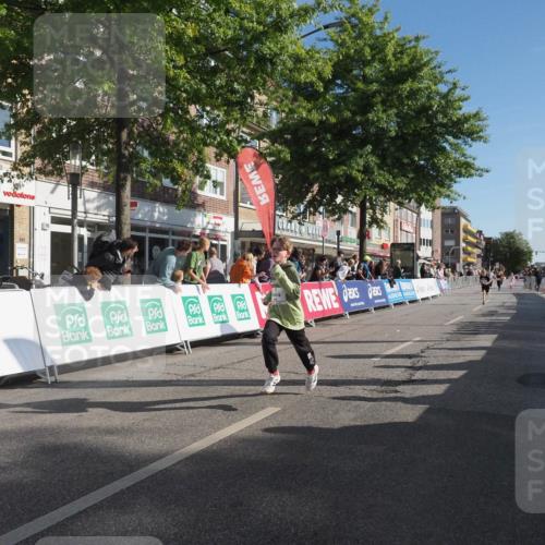 15.09.2024 - PSD Bank Halbmarathon Miley Keyser http://msf.ph/oto/7057880 15.09.2024 10:27:13 Ziel 18, 48, 75, 82, 87, 136, 139, 167, 198, 210, 219, 268, 270, 272, 294 meine-sportfotos.de