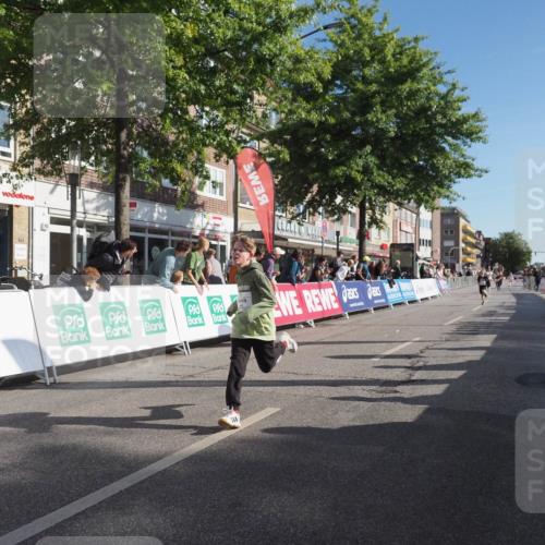 15.09.2024 - PSD Bank Halbmarathon Miley Keyser http://msf.ph/oto/7057884 15.09.2024 10:27:13 Ziel 18, 48, 75, 82, 87, 136, 139, 167, 198, 210, 219, 268, 270, 272, 294 meine-sportfotos.de